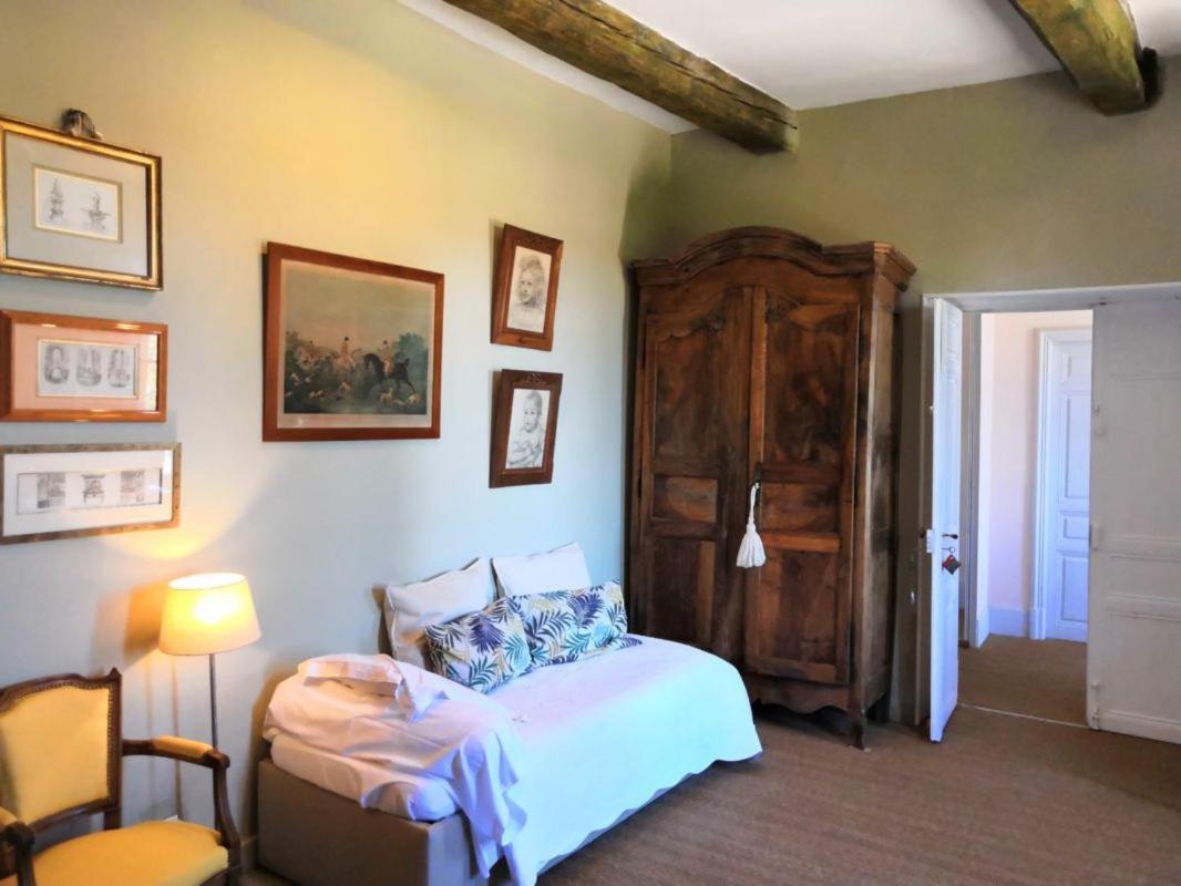 Chambre D'Hotes Au Domaine Du Soleil Couchant Saint-Andre-de-Roquelongue Room photo